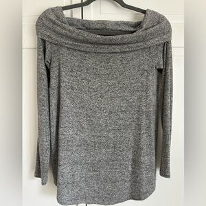 Abercrombie & Fitch Women’s Medium Gray super soft off the shoulder top